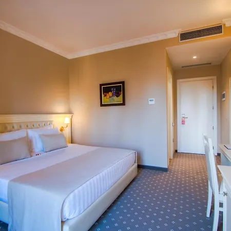 Lot Boutique By And Preference Hotel