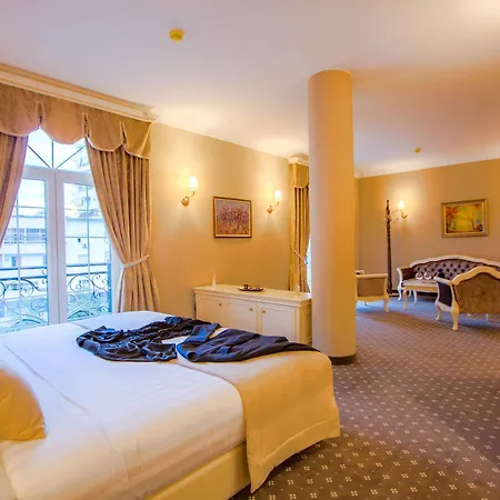 Lot Boutique By And Preference Hotel Tirana