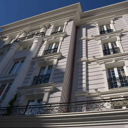 Lot Boutique By And Preference Hotel