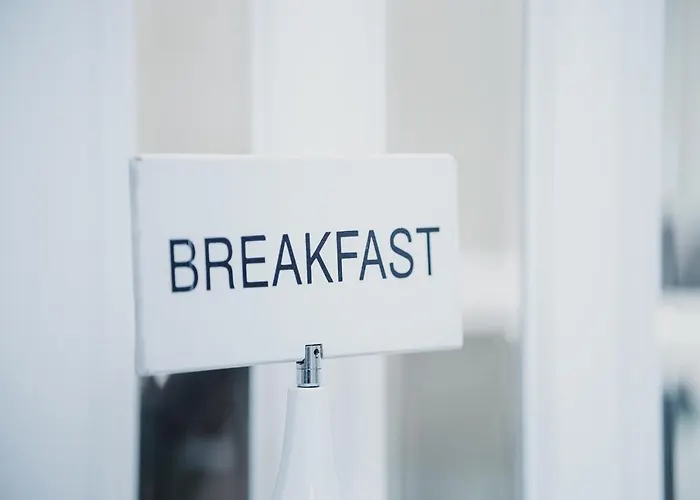 Lot Boutique By And Preference 5*