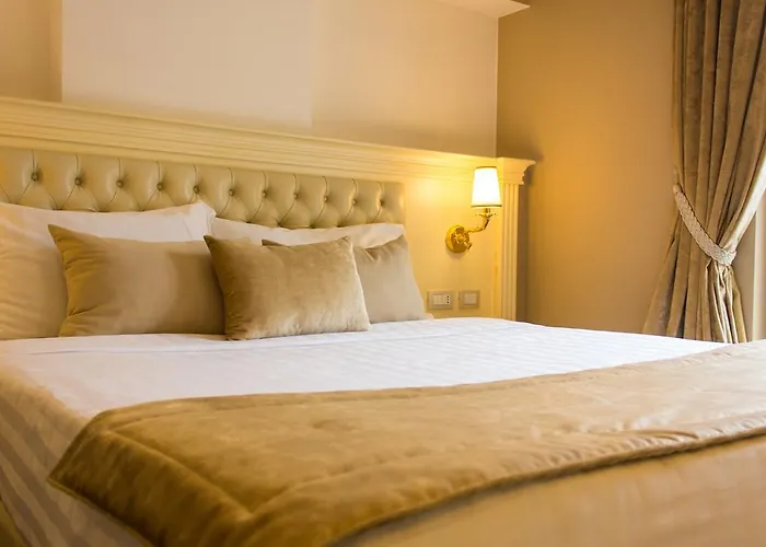 Lot Boutique By And Preference 호텔 티라나