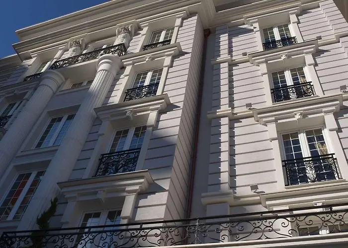 Lot Boutique By And Preference Hotel